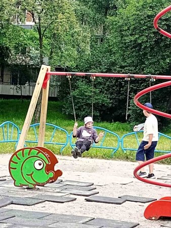  :    