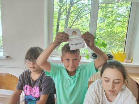  Speaking Club 