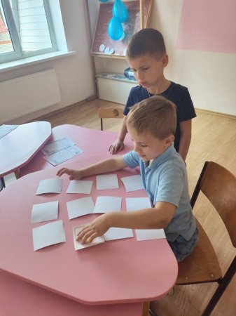 Speaking Club:     !