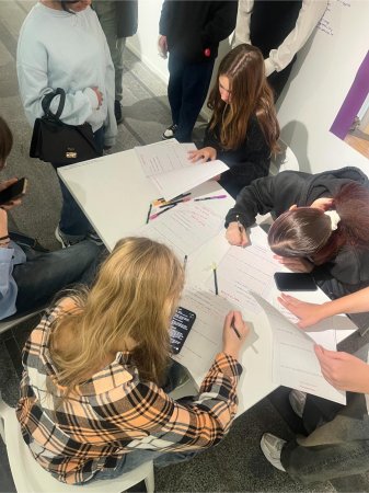     :    PinchukArtCentre